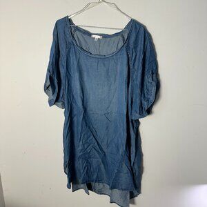EUC Free 2 Luv Womens Light Denim Shirt 1X Short Sleeve Blue
